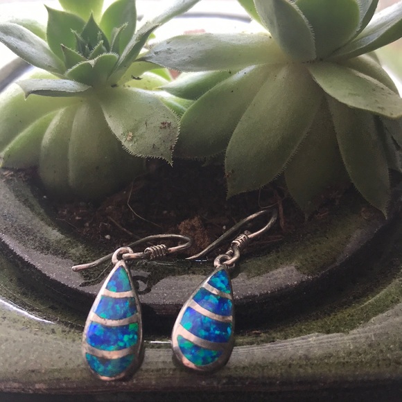 Opal silver earrings - Picture 2 of 2